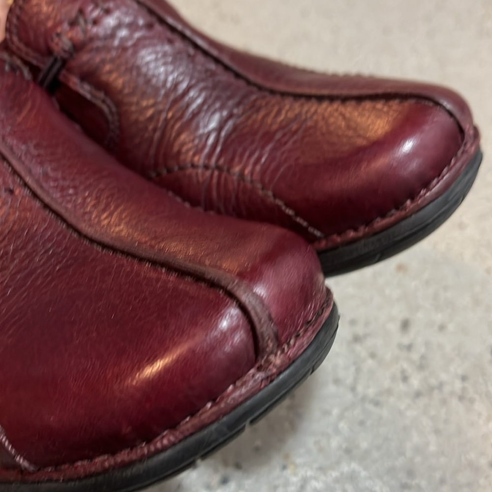 Unstructured Clarks Un.Loop Leather Loafers Burgu… - image 3